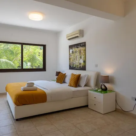 Lime 3-bedroom In Protaras