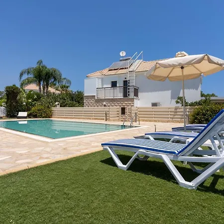 Lime 3-bedroom In Protaras